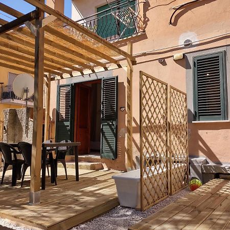 Appartamento Corallo With Private Garden Olbia Ngoại thất bức ảnh