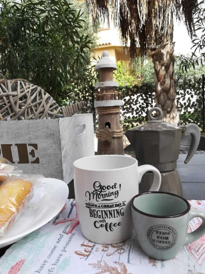 Appartamento Corallo With Private Garden Olbia Ngoại thất bức ảnh